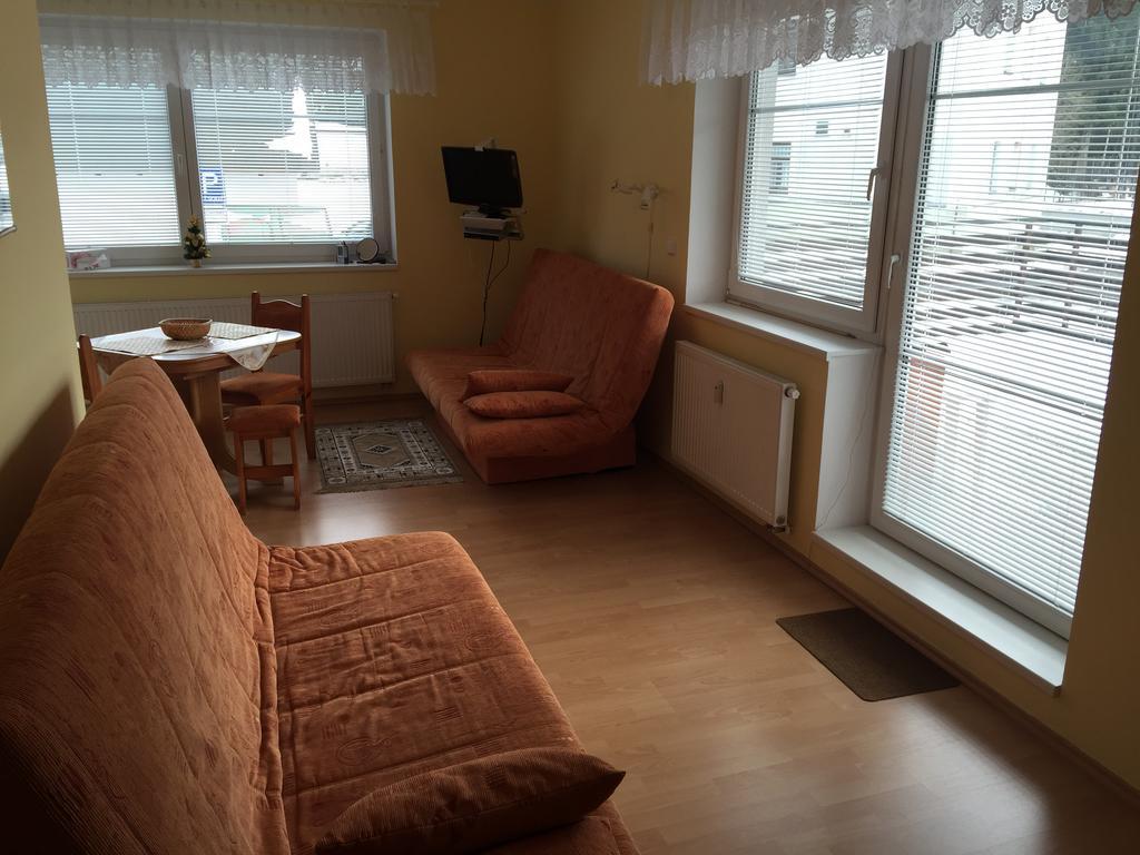 Apartman Karolina 哈拉霍夫 外观 照片